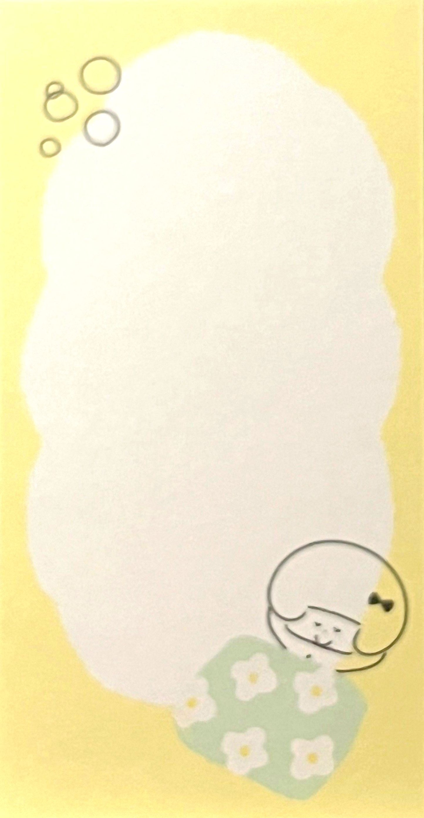 ゆるいタッチで描かれた女の子とくまのイラストが入った、ふんわり優しい雰囲気のスリムメモ帳。淡い色のデコレーションが特徴。/
A slim memo pad featuring soft pastel decorations and gentle hand-drawn illustrations of a girl and bears — soothing and whimsical stationery design.