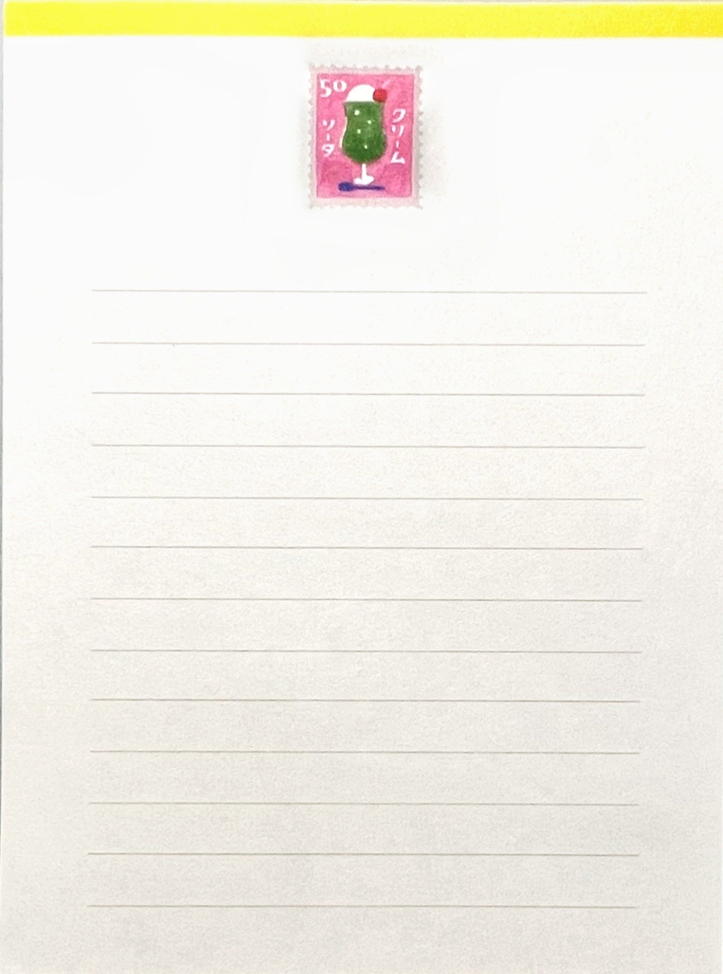 クリームソーダの切手風イラストが描かれたL判レター便箋
L-size letter sheet featuring a retro cream soda postage stamp design