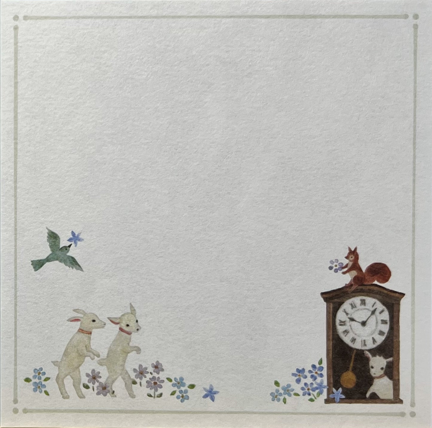 家の窓からのぞく子ヤギたちと、それを見つめる狼が描かれた、絵本風の正方形メモ。
A square memo pad with a storybook-style illustration of little goats peeking from a window and a wolf approaching.